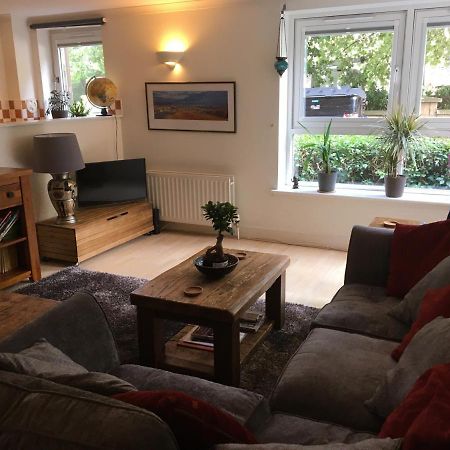 Holyrood Park Apartment エディンバラ エクステリア 写真